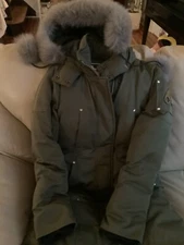 Moose Knuckles Stirling Parka Sz S. Green