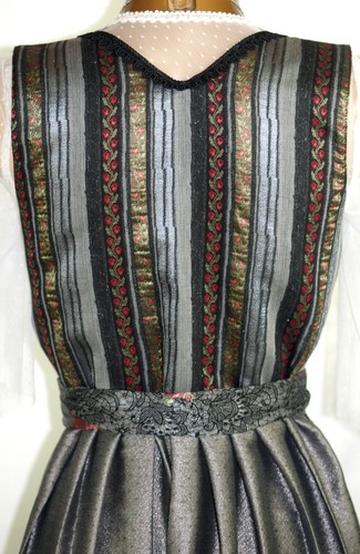 Dirndl Antonie Designerdirndl Seide silbergrau/schwarz Gr. 38 SALE UNIKAT - Bild 7 von 8