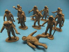 Grey Plastic Astronaut Figure Lot of 11 Vintage 60's Figures Made in China