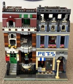 LEGO 10218 Pet Shop & Fire Brigade 10197 Modular Buildings W/Manuals &bull;Incomplete