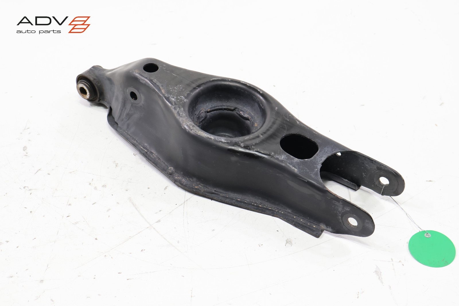 2014 - 2024 MASERATI GHIBLI REAR RIGHT SIDE LOWER CONTROL ARM SPRING PERCH OEM