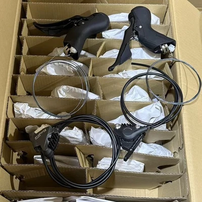 Shimano Tiagra ST-4720 10S Hydraulic Shifters Set BR-4770 Flat Mount Disc Brakes - Image 1 of 4