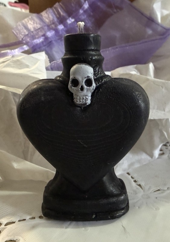 Heart Candle w/ Skull - Valentine - 3.5 Inches- Witchy- Mystical-Love Potion