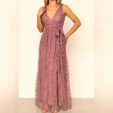 Baltic Born Sleeveless Marseille Embossed Maxi Dress Mauve Size Small