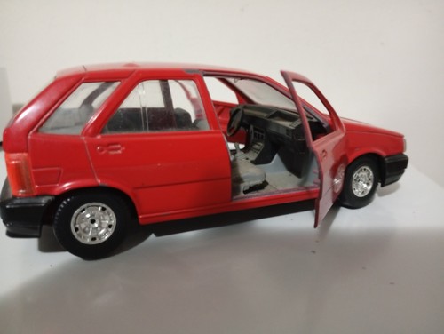 Fiat Tipo Burago 1/24 - Foto 5 di 5