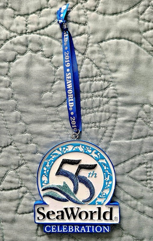 Seaworld 2019 Pass Holder Member Christmas Tree 55th Celebration Ornament 