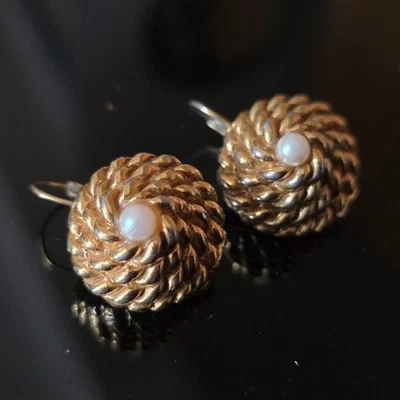 Boucles d'oreilles Dormeuses Signées Agatha Paris – Dôme Tressé Perle - Photo 1/4