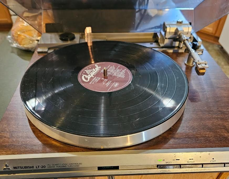MITSUBISHI LT-20 TURNTABLE | eBay