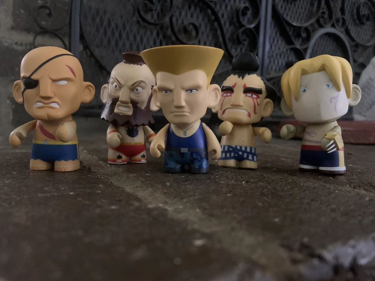 Las mejores ofertas en Figura de acción Kidrobot Street Fighter | eBay