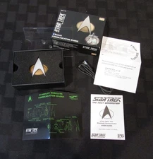 Star Trek Next Generation Bluetooth Communicator ComBadge Magnet Pin FameTek
