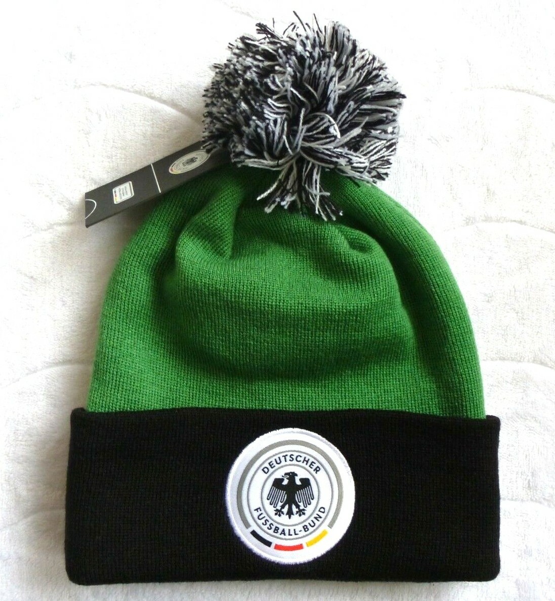 Official DFB DEUTSCHLAND GERMANY Football Bobble Hat Toque Pompom GREEN BLACK