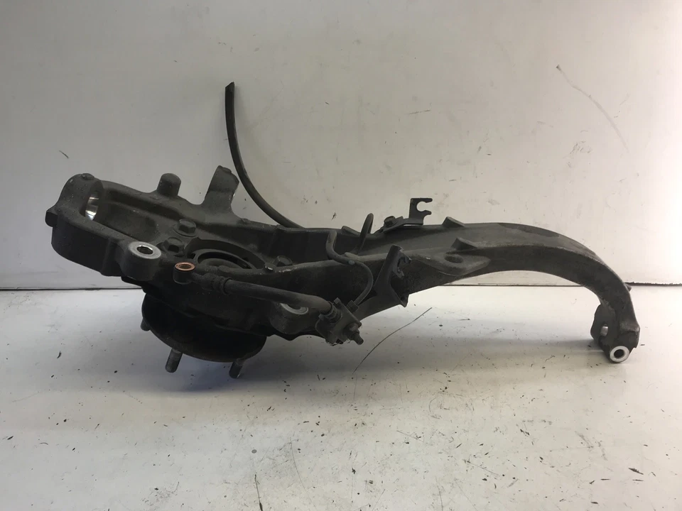 Infiniti FX35 FX37 FX50 QX70 2009-2019 eje conductor delantero izquierdo nudillo OEM Foto 2 de 4