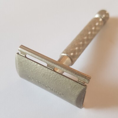 Gillette doppelkantiger verstellbarer Rasierer Edelstahl Made in England Vintage Ra