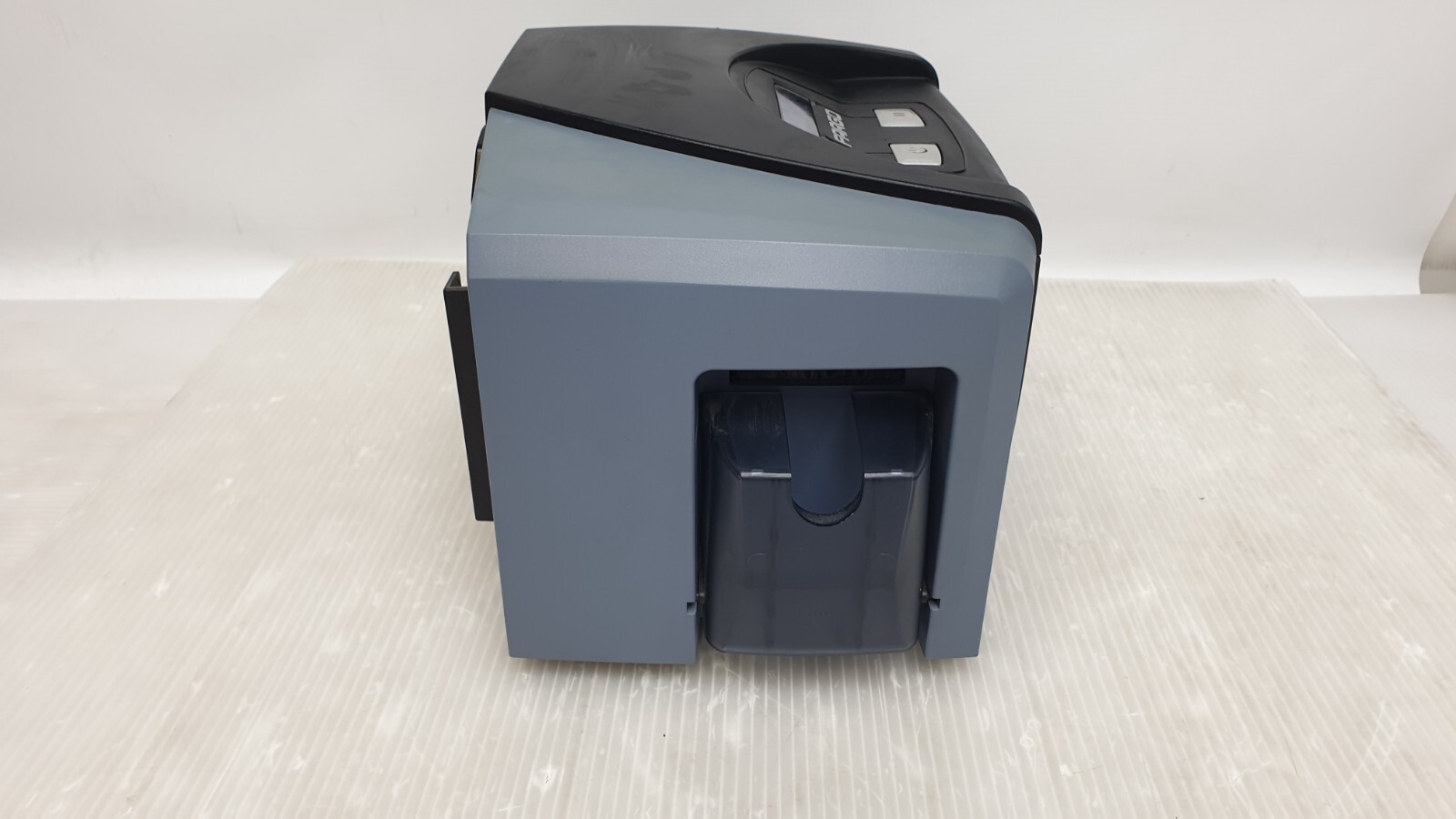 Fargo Direct To Card 300 DTC300 X001400 ID card Printer eBay