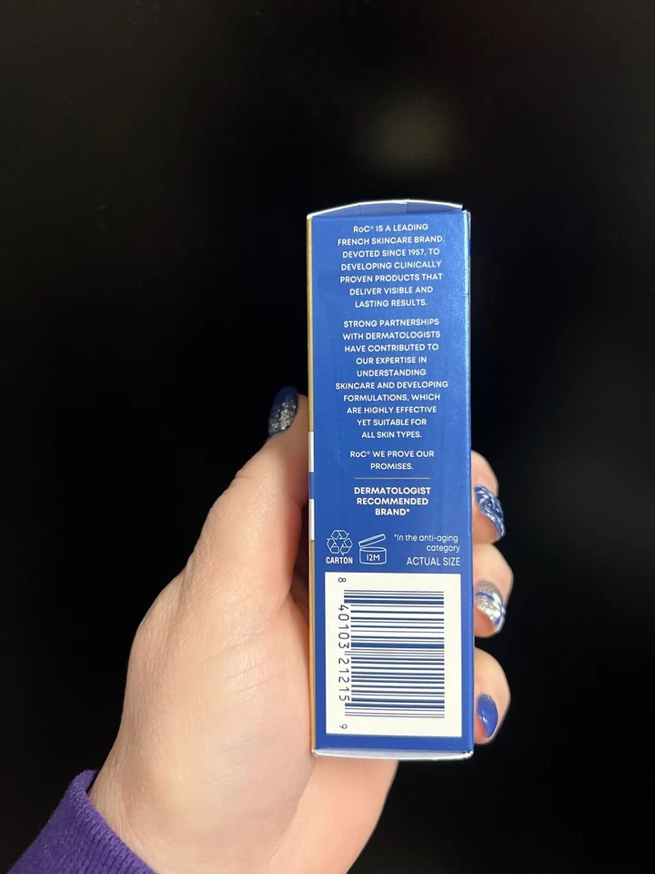 Crema de ojos Roc Multi Correxion tono uniforme + lift 0,5 oz Foto 4 de 4