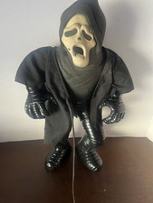Manley Toy Quest  Stretch Screamers Ghoul Scream Ghostface 14” Broken/damage