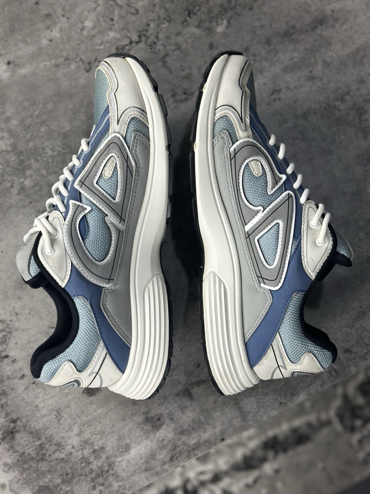 Dior B30  | Baby Blue | Size UK 9.5 EU 43.5 | Used image 5