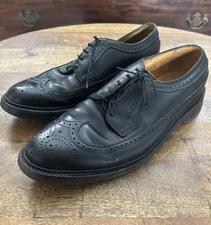 Vintage Florsheim Imperial V Cleat Black Leather Punched Wingtip Oxfords 10 B