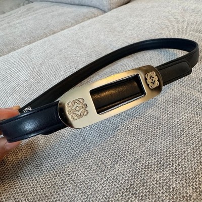 LOEWE calf leather Anagram logo Silver buckle belt Size 70 Spain Luxury Designer LOEWE calf leather Anagram logo Silver buckle belt Size 70  main image 2
