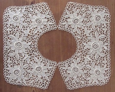 Großer alter Spitzenkragen BEIGE Plauener Spitze - 1 Teil 31 x 21 cm - Unbenutzt
