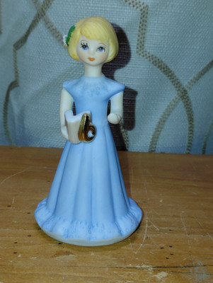 Enesco Growing Up Birthday Girl Age 6,  4'' Porcelain Figurine