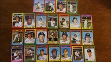 NEW YORK YANKEES 1975 TOPPS TEAM SET, VGEX/EX (25) THURMAN MUNSON,SPARKY LYLE