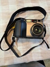 Olympus CAMEDIA C-3000 Zoom 3.3MP Digital Camera with Memory Card