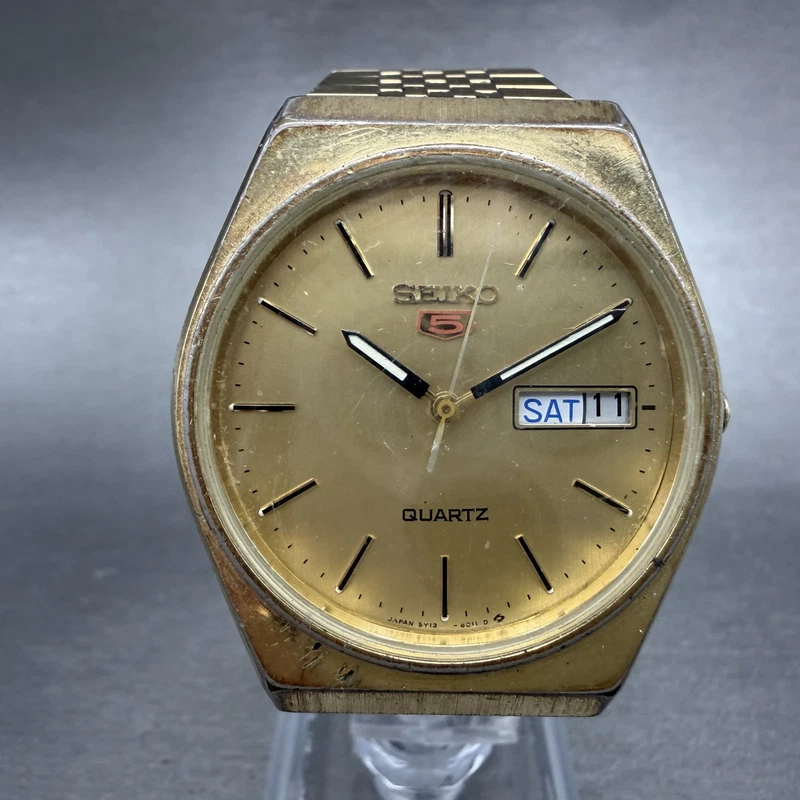 Seiko 5 men's 34mm with champagne dial, gold tone case and day-date, cal. 5Y13-8010