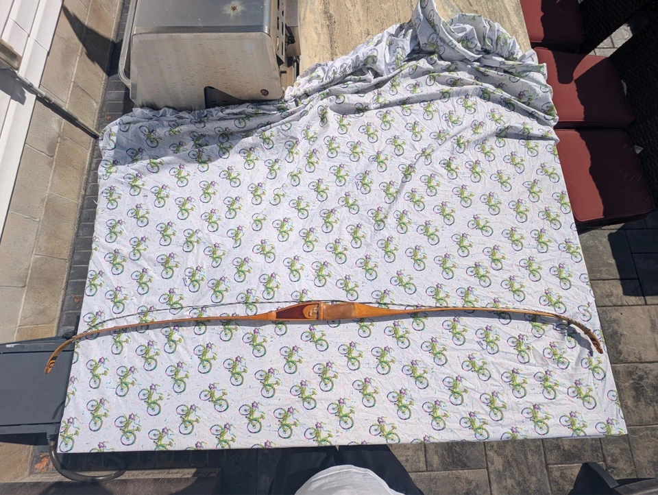 ARCO RECURVO FREAD BEAR 55 KODIAK MAGNUM, DE COLECCIÓN, GUC. ALMACENADO CORRECTAMENTE Y RECOGIDO! Foto 4 de 4