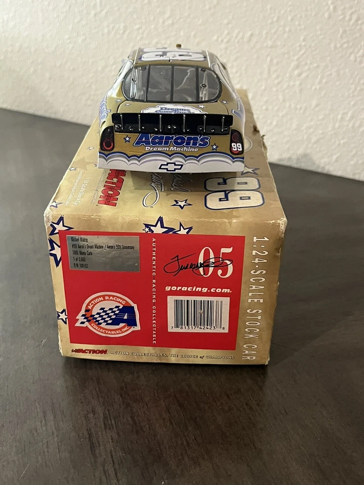 RARO* Autografiado Michael Waltrip #99 Aaron’s Dream Machine 50th, 2005 Foto 2 de 4