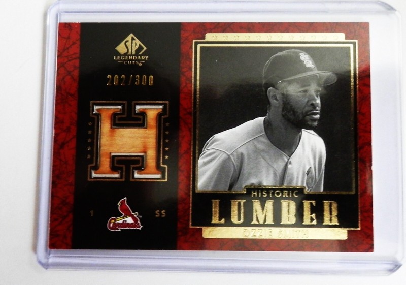 2003 SP LEGENDARY CUTS HISTORIC LUMBER  GAME USED BAT OF OZZIE SMITH 202-300