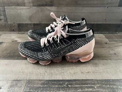 Nike Air Vapormax Flyknit Women's Size Black-Metallic Gold  CU4748-001