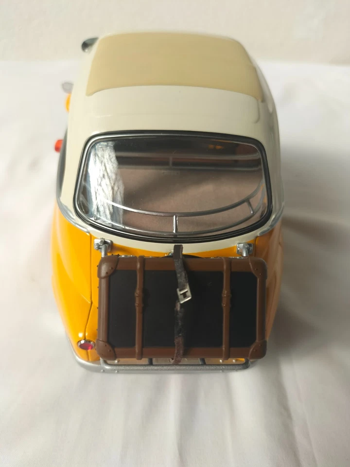1/12 BMW Isetta 250 Export 1960 Premium ClassiXXs art. 10003 1:12 pastel orange - Immagine 4 di 4