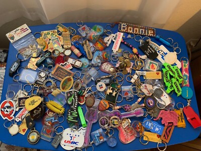 Huge Lot of Vintage Keychains | eBay