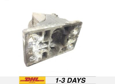 21213202 7421213202 21090272 Mudguard Bracket Mount Drive Axle L=R  