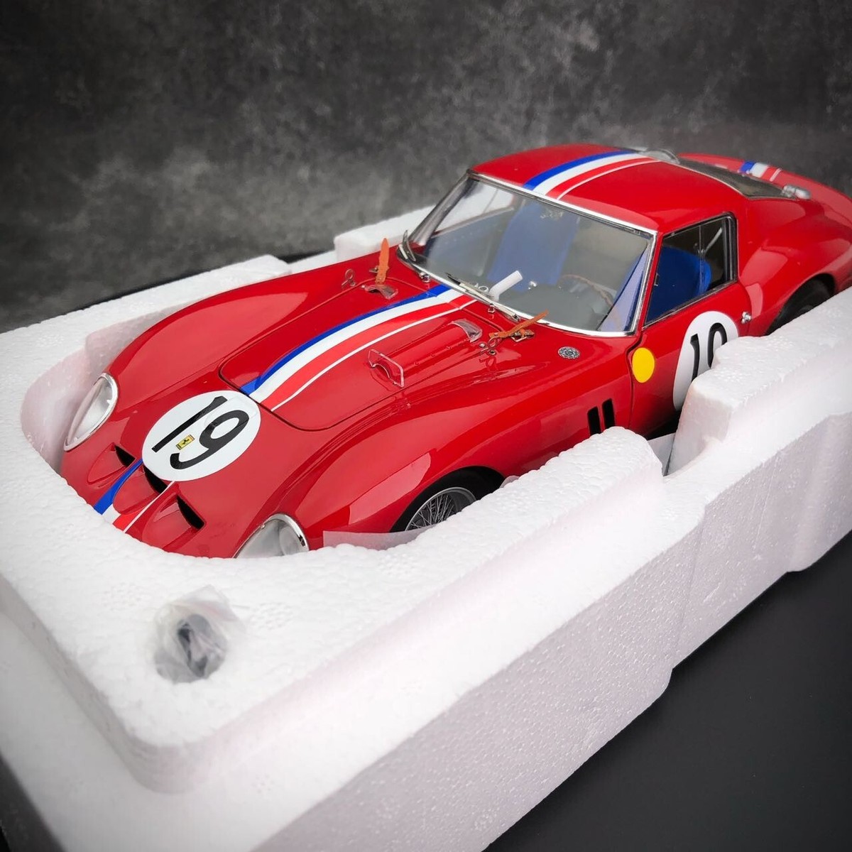 Kyosho 1/18 Ferrari 250 GTO 1962 Le Mans #19 Noblet/Guichet Red