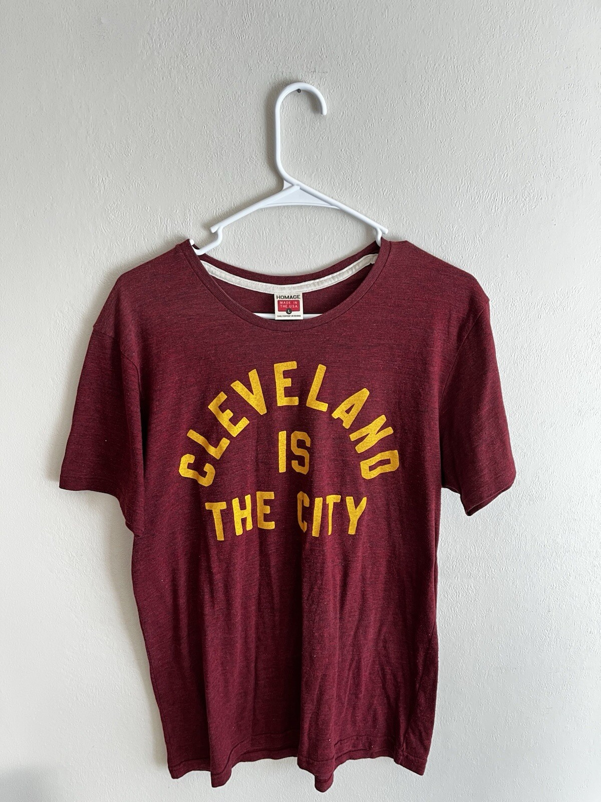 Cleveland Is The City Burgundy Yellow Mens Large Graphic Tee