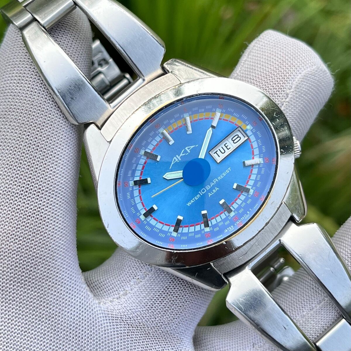 Vintage Seiko Alba AKA Oval Shape Racer Dial Japan Men's Vintage Seiko Alba AKA Oval Shape Racer Dial Japan Men's