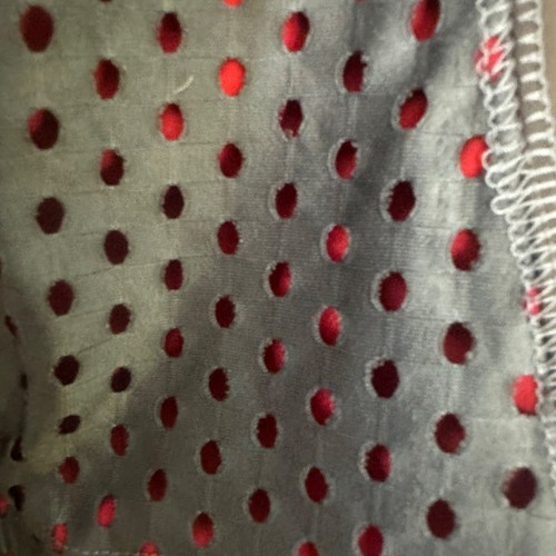 Pantalones Cortos Atléticos de Compresión MAO XL Corre Pequeño Suavemente Usado - Imagen 3 de 4