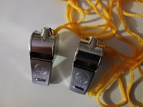 Lot de 3 sifflets pour entraîneurs, sifflets de sport en métal