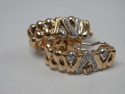 feine neuwertige Designer Ohrringe mit Brillantbesatz Gold 750