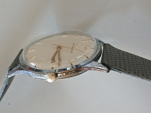 1960's DOXA antimagnetic, manual winding, 34.5mm, 17 jewels, offers welcome - Picture 4 of 8