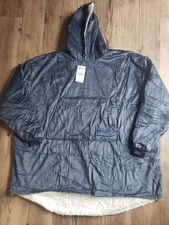 The Comfy Hoodie Blanket Sherpa Lined Fleece Blue Oversize Cozy Wearable New NWT