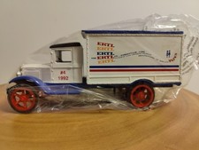 1990, ERTL,1931 Hawkeye Motor Truck Bank w/ Key, NIB.