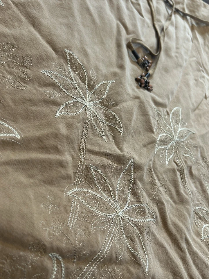 Falda Tommy Bahama Para Mujer 100% Fregadero Marrón Con Corbata y Detalle Floral Talla 6 Foto 3 de 4