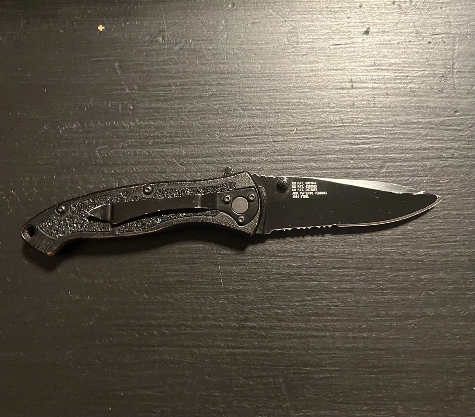 Cuchillo plegable de apertura asistida Smith & Wesson® Medium S.W.A.T.® M.A.G.I.C.® Foto 2 de 4