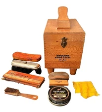 Vintage Esquire Shoe Valet De Luxe Shoeshine Box W/ Accessories Yugoslavia