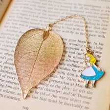ZARD Disney-Lovers Alice In Wonderland Filigree Bookmark Best Gift For Bookworms