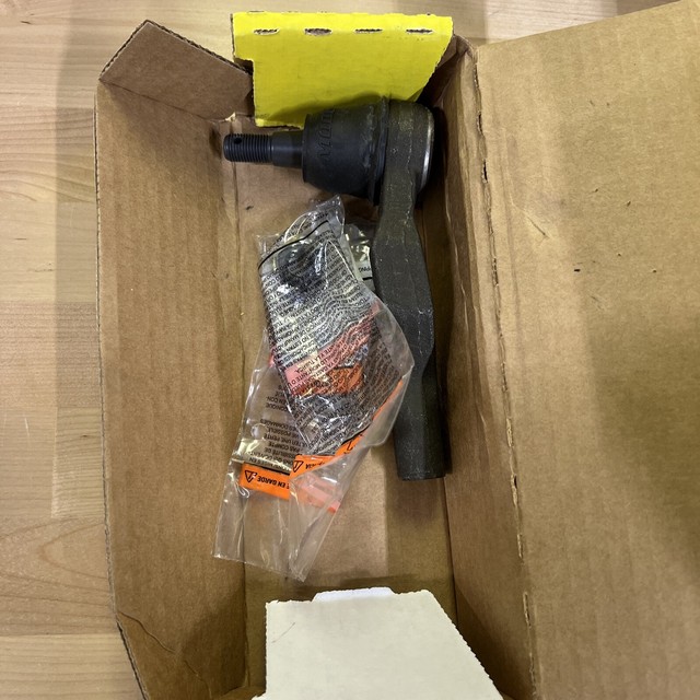 MOOG ES80579 Tie Rod End Left Outer For 03-09 Infiniti Nissan - View #3