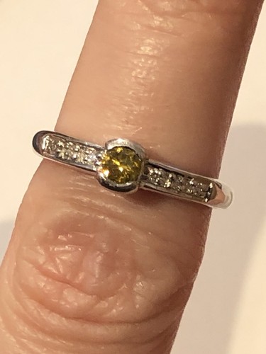 Designer DK 18ct 750 White Gold Yellow Diamond Solitaire Engagement Ring 3.1g - Picture 5 of 13